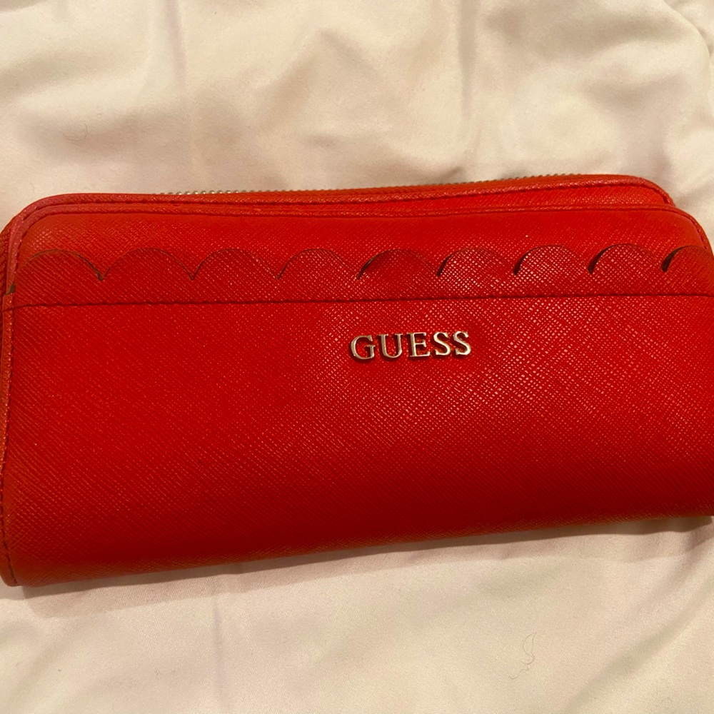 Guess Scalloped Red Wallet
